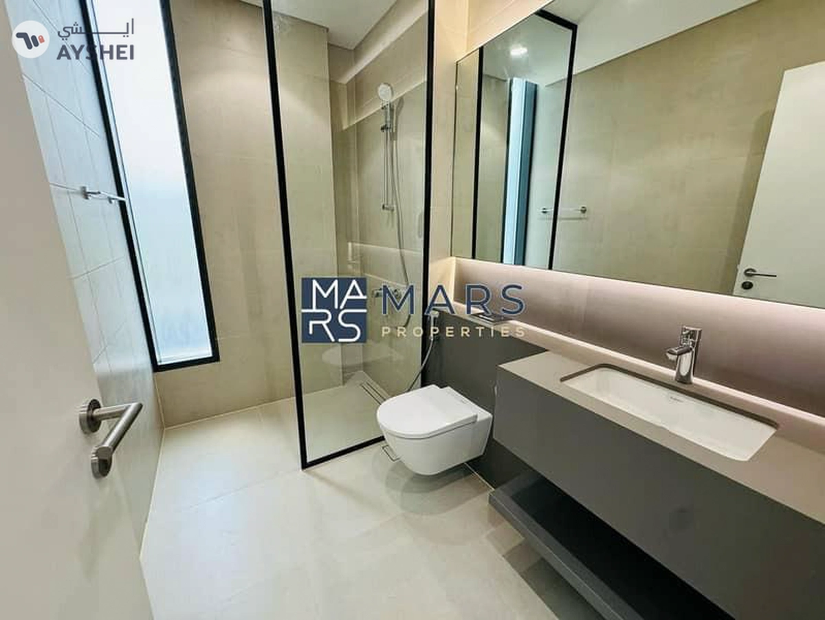 Modern Home with Beautiful Features – A Must-See!