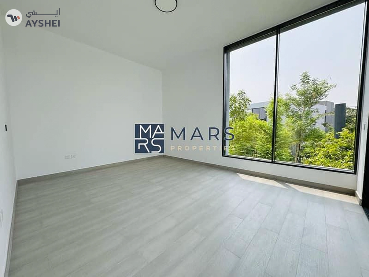 Modern Home with Beautiful Features – A Must-See!