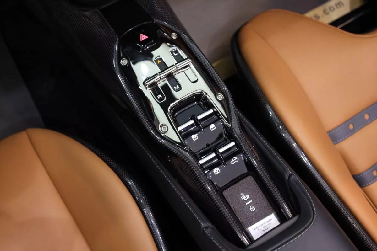 Ferrari SF90 Spider-12-12