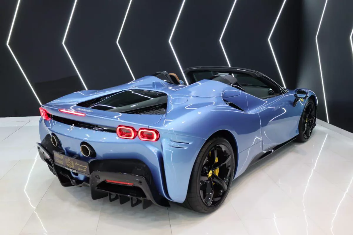 Ferrari SF90 Spider-1-1