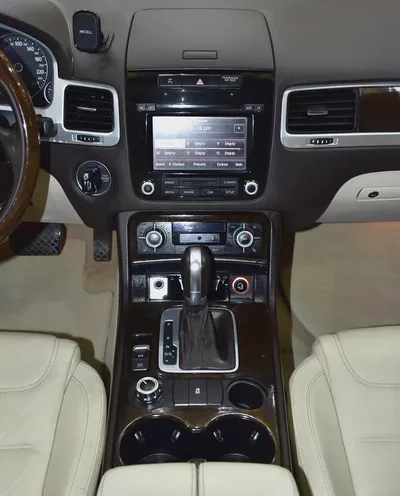 EXCELLENT DEAL for our Volkswagen Touareg ( 2015 Model ) in Brown Color GCC Specs-14