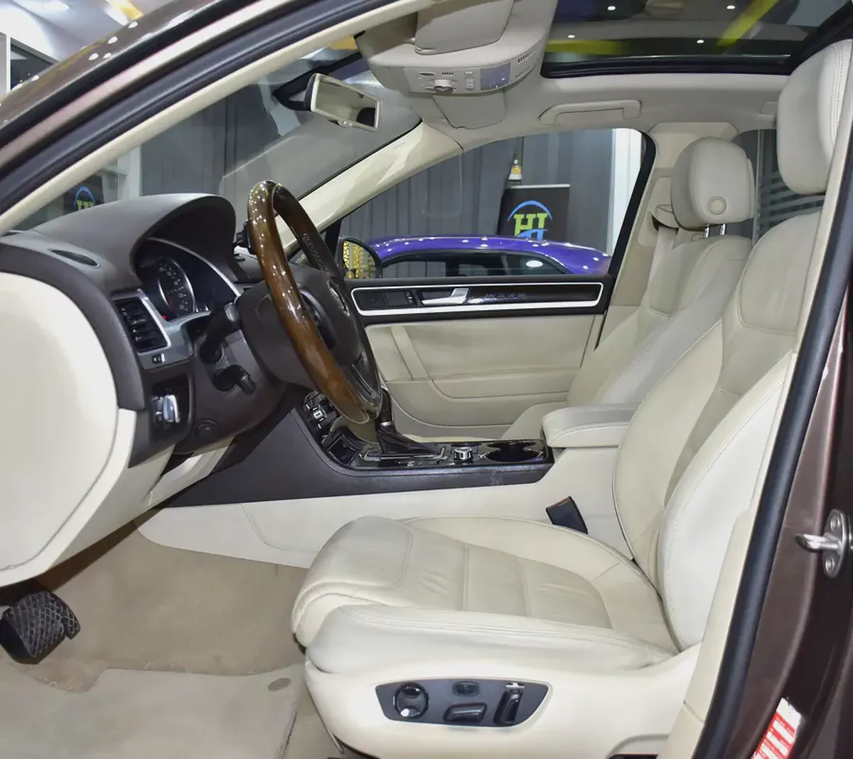 EXCELLENT DEAL for our Volkswagen Touareg ( 2015 Model ) in Brown Color GCC Specs-9-9