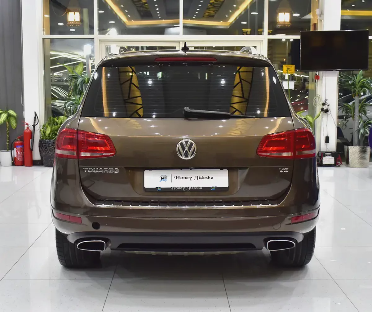 EXCELLENT DEAL for our Volkswagen Touareg ( 2015 Model ) in Brown Color GCC Specs-4-4