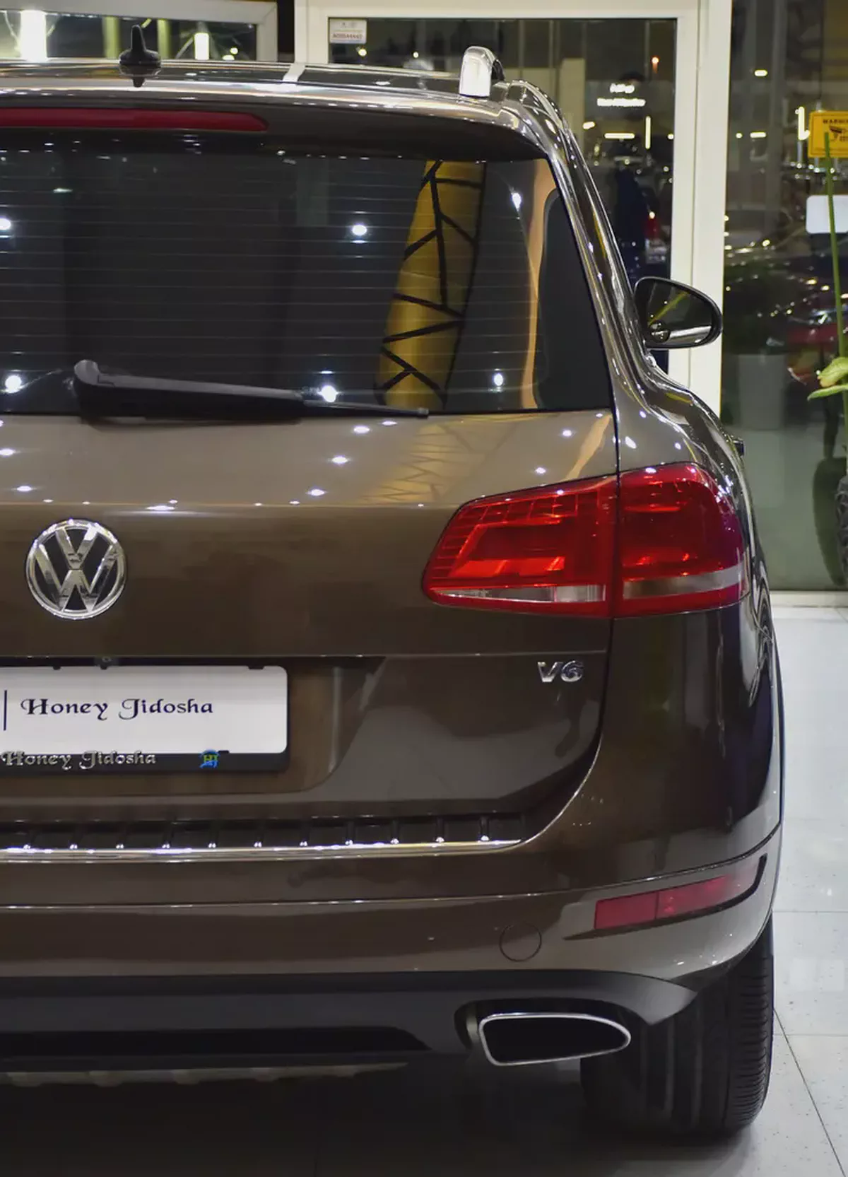 EXCELLENT DEAL for our Volkswagen Touareg ( 2015 Model ) in Brown Color GCC Specs-8-8