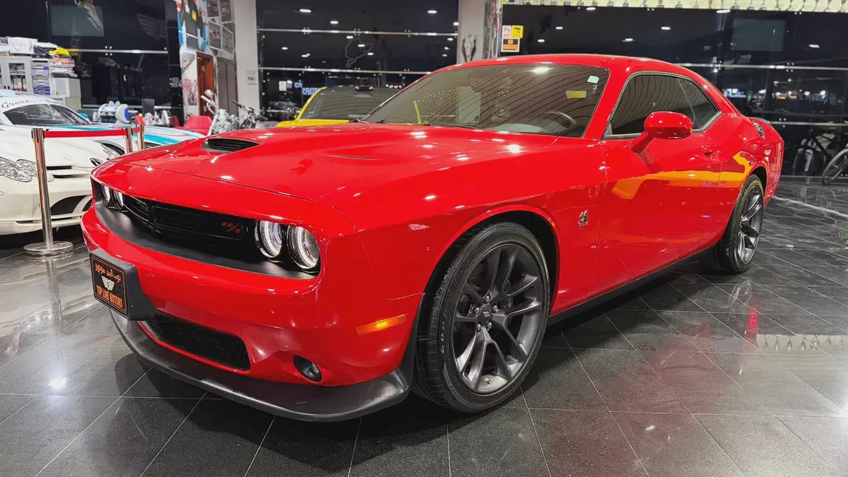 DODGE CHALLENGER 6.4L,SRT SCAT PACK, MANUAL GEAR,, EXCELLENT CONDITION