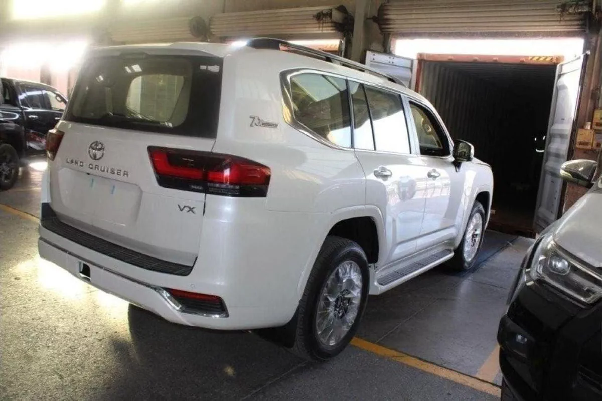 Toyota Land Cruiser VX Toyota  Land Cruiser VX+ 3.3 Diesel 2024-2-0