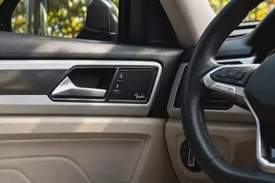 1,916 AED | FREE SERVICE CONTRACT Till 2031 | UNDER WARRANTY | R-LINE-11
