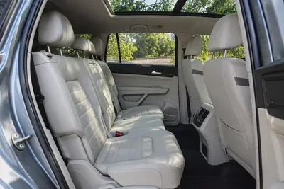 1,916 AED | FREE SERVICE CONTRACT Till 2031 | UNDER WARRANTY | R-LINE-4