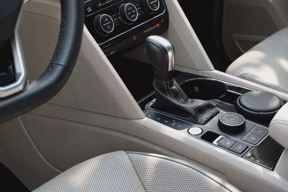 1,916 AED | FREE SERVICE CONTRACT Till 2031 | UNDER WARRANTY | R-LINE-9-9