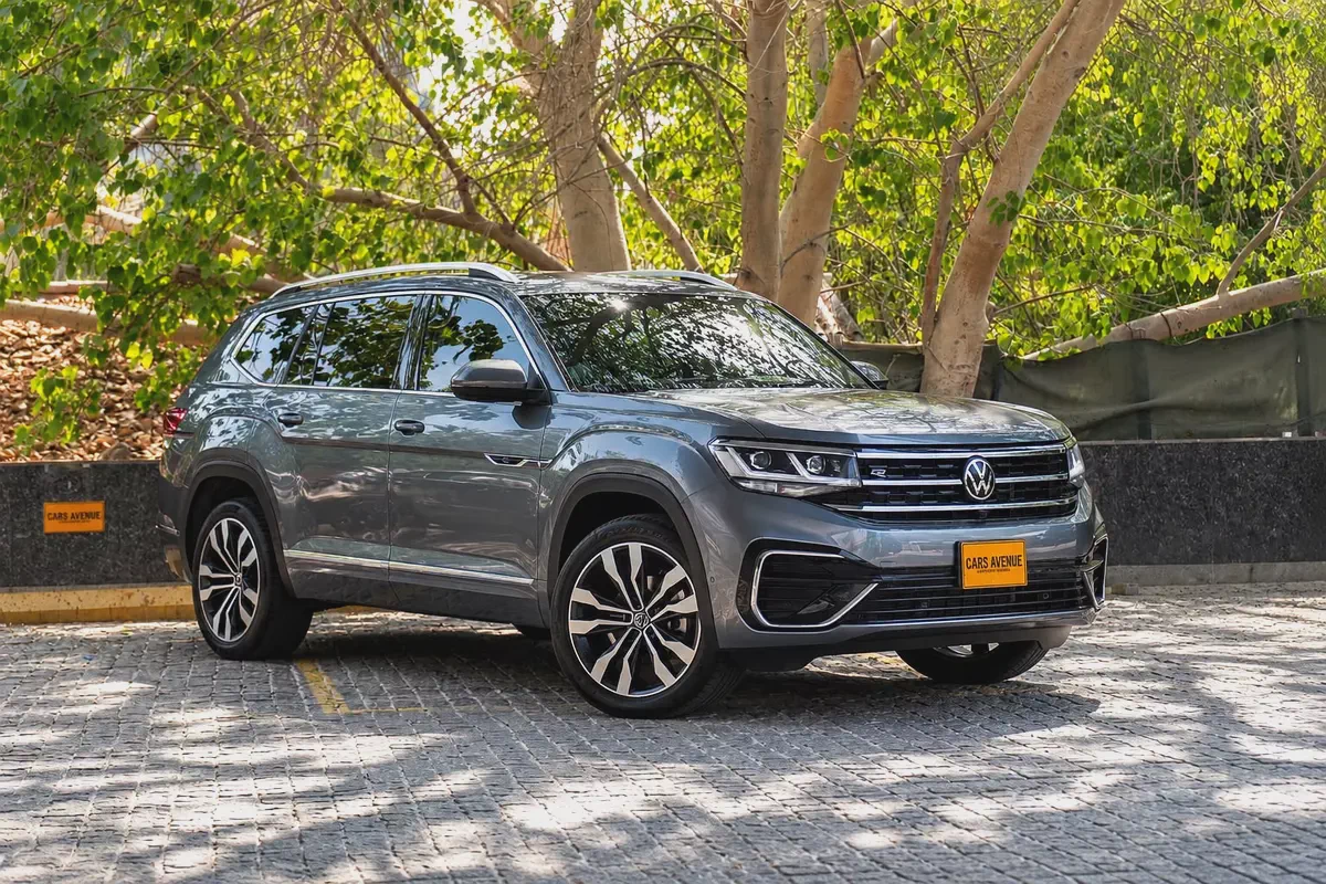 1,916 AED | FREE SERVICE CONTRACT Till 2031 | UNDER WARRANTY | R-LINE-1-1