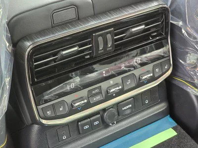 Toyota Land Cruiser VXR 3.5L HYBRID VXR 7 Seater Full Option-10