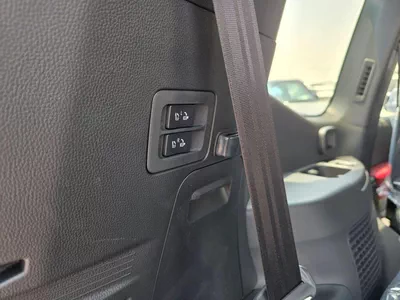 Toyota Land Cruiser VXR 3.5L HYBRID VXR 7 Seater Full Option-6