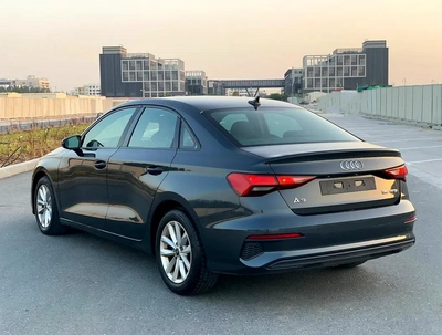 Audi A3 35 TFSI-7