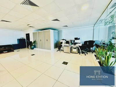 Grosvenor Business Tower, Barsha Heights (Tecom), Dubai-15