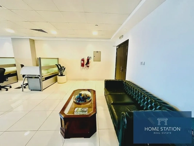 Grosvenor Business Tower, Barsha Heights (Tecom), Dubai-16