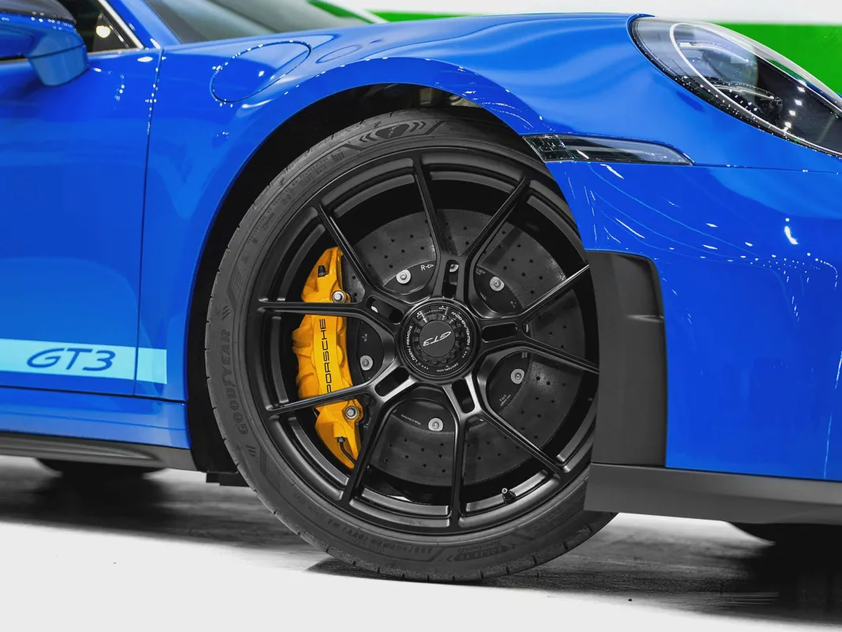 2026 BRAND NEW GT3-CERAMIC BRAKES-LIFT SYSTEM-CLUB SPORT PACKAGE-WEISSACH PACKAGE-PORSCHE WARRANTY-6-6