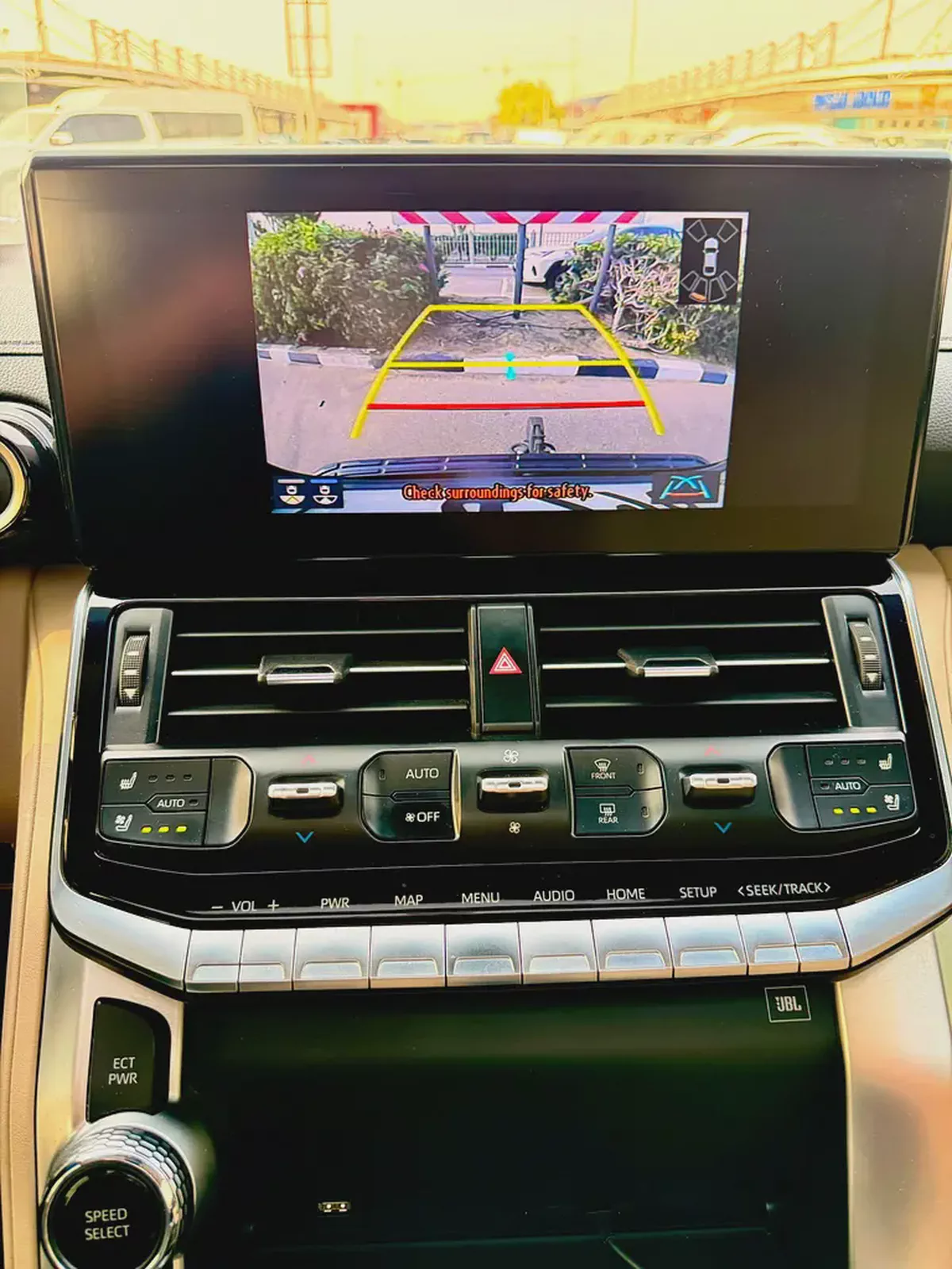 Toyota Land Cruiser VXR 4.0L 2024 | GCC Specs | Brand New Condition-14-14