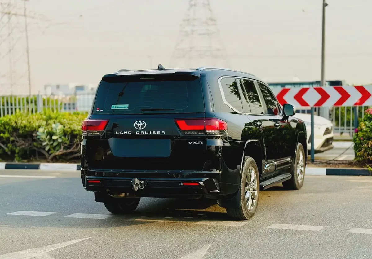Toyota Land Cruiser VXR 4.0L 2024 | GCC Specs | Brand New Condition-5-5