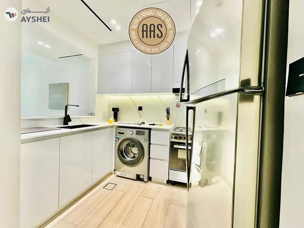 Fully furnished 1 bedroom •• nice view •• luxurious finish •• vacant