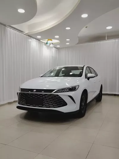 Byd Qin plus DM-i-0