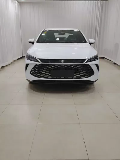 Byd Qin plus DM-i-1