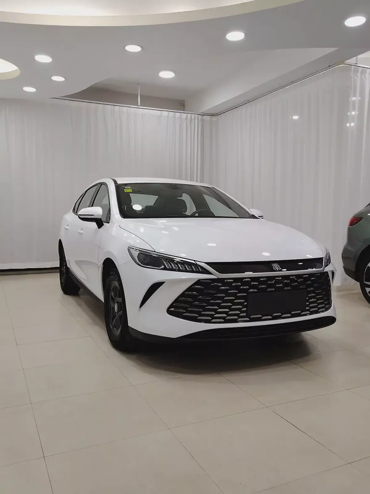 Byd Qin plus DM-i-2-2