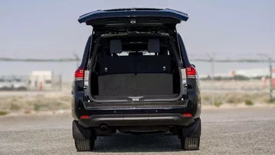 Toyota Land Cruiser VX LC300 VX 3.5P AT MY2025 – BLACK-10
