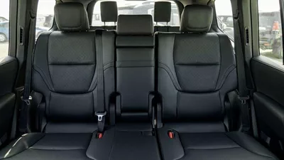 Toyota Land Cruiser VX LC300 VX 3.5P AT MY2025 – BLACK-8
