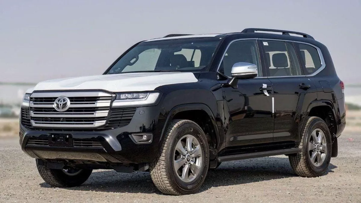 Toyota Land Cruiser VX LC300 VX 3.5P AT MY2025 – BLACK