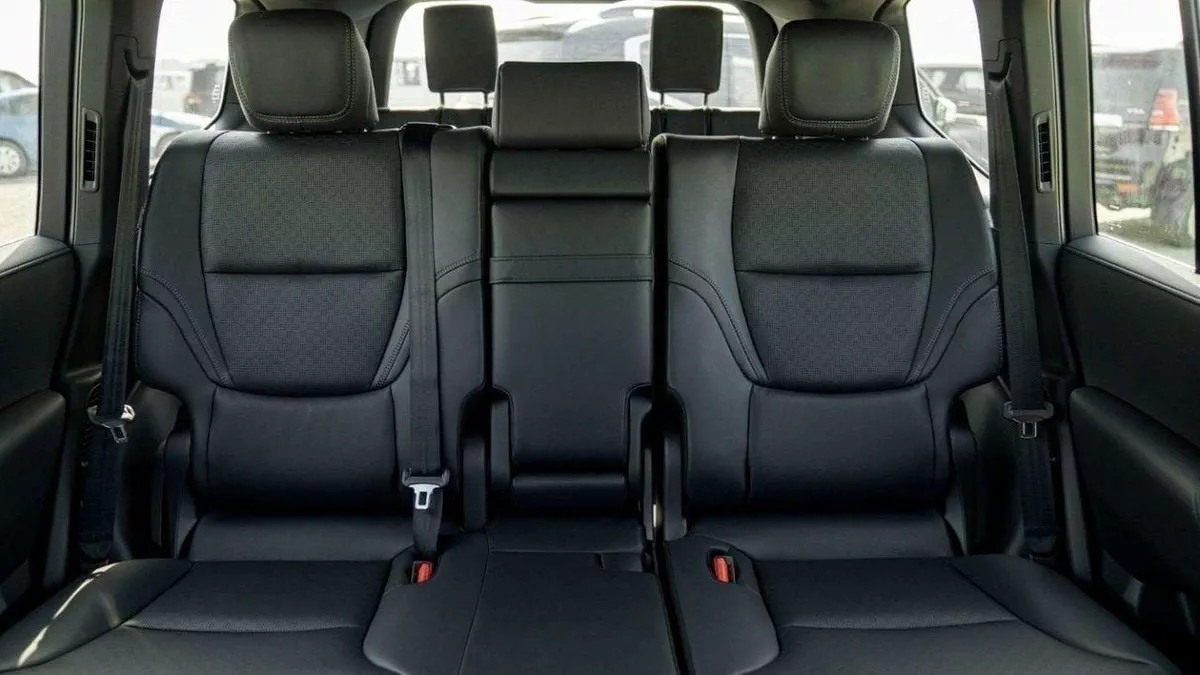 Toyota Land Cruiser VX LC300 VX 3.5P AT MY2025 – BLACK-8-0