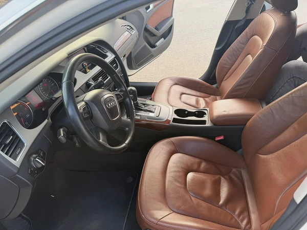 Audi A4 2012 GCC Specs - Excellent Condition