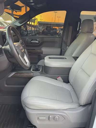 GMC Sierra Elevation 2022 GCC Specs - Excellent Condition-10