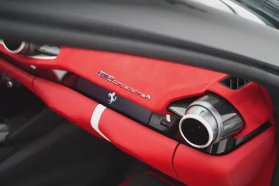 2024 FERRARI 812 GTS COMPETIZIONE APERTA TAILOR MADE  WITH 7 YEARS SERVICE CONTRACT-7