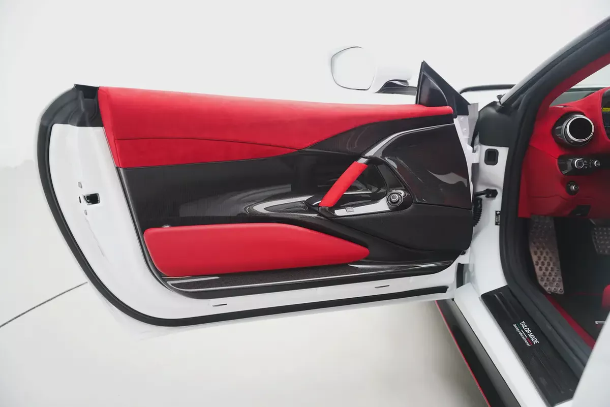 2024 FERRARI 812 GTS COMPETIZIONE APERTA TAILOR MADE  WITH 7 YEARS SERVICE CONTRACT-13-13