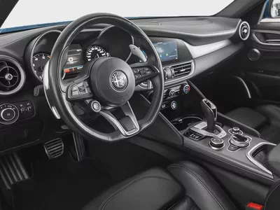 1,991 AED / 60 months | 0% DP | 2022 Alfa Romeo Giulia Veloce Q2 / Full Alfa Romeo Service History-6