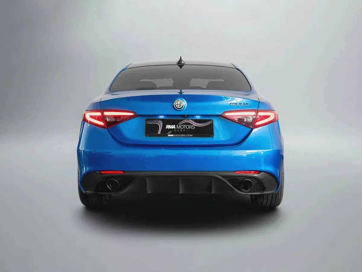 1,991 AED / 60 months | 0% DP | 2022 Alfa Romeo Giulia Veloce Q2 / Full Alfa Romeo Service History-3-3