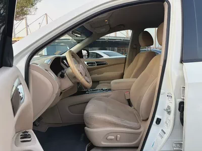 NISSAN PATHFINDER S 4WD - GCC SPECS - ACCIDENT FREE - EXCELENT CONDITION-10
