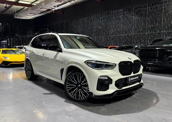 BMW X5 M50i 2020 | Original Paint | GCC specs | Well maintained