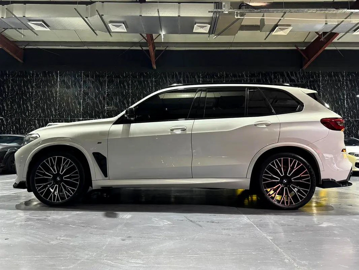 BMW X5 M50i 2020 | Original Paint | GCC specs | Well maintained-18-18