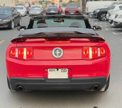 mustang v6 convertible-2