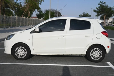 BEST OFFER - GCC -  MITSUBISHI MIRAGE GLX 2014 - LOW MILEAGE-6