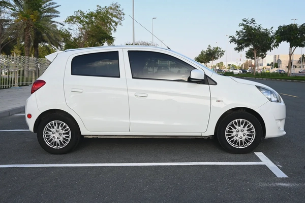BEST OFFER - GCC -  MITSUBISHI MIRAGE GLX 2014 - LOW MILEAGE