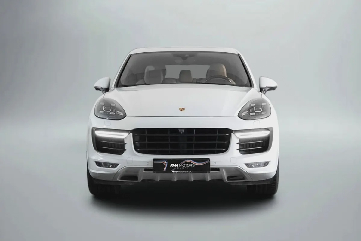 3,858 AED / 36 months | 0% DP | 2017 Porsche Cayenne GTS / Full Service History-2-2