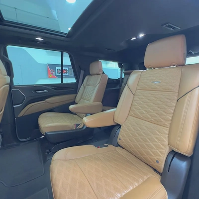 2024 Cadillac Escalade Premium Luxury-10
