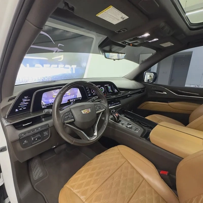 2024 Cadillac Escalade Premium Luxury-8