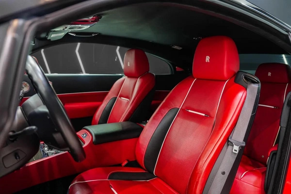 Rolls-Royce Wraith Black Badge