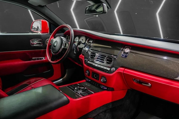 Rolls-Royce Wraith Black Badge