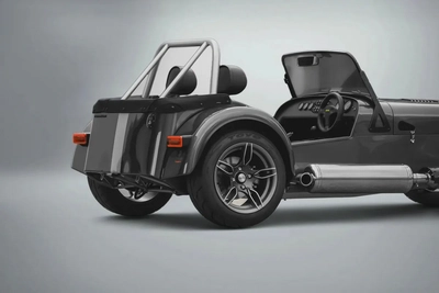 CASH: 415,000 AED | 2025 Caterham CSR Twenty / Limited Edition (1 of 20) / Caterham Warranty-6