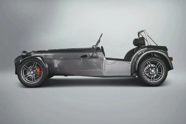 CASH: 415,000 AED | 2025 Caterham CSR Twenty / Limited Edition (1 of 20) / Caterham Warranty