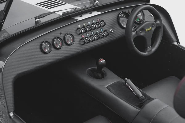CASH: 415,000 AED | 2025 Caterham CSR Twenty / Limited Edition (1 of 20) / Caterham Warranty